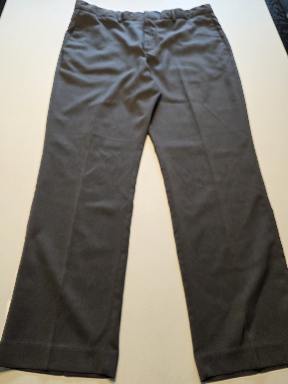 Perry Ellis Men's Straight-Leg Dress Pants - Charcoal